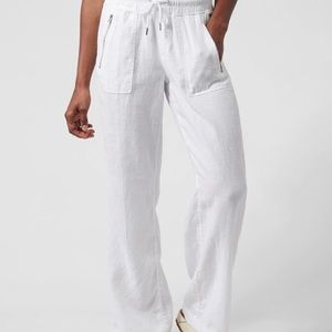 New this year and worn once!! Athleta Linen Cabo pants in white